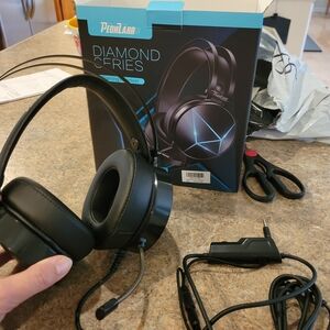 PeohZarr Diamond Series Gaming Headset